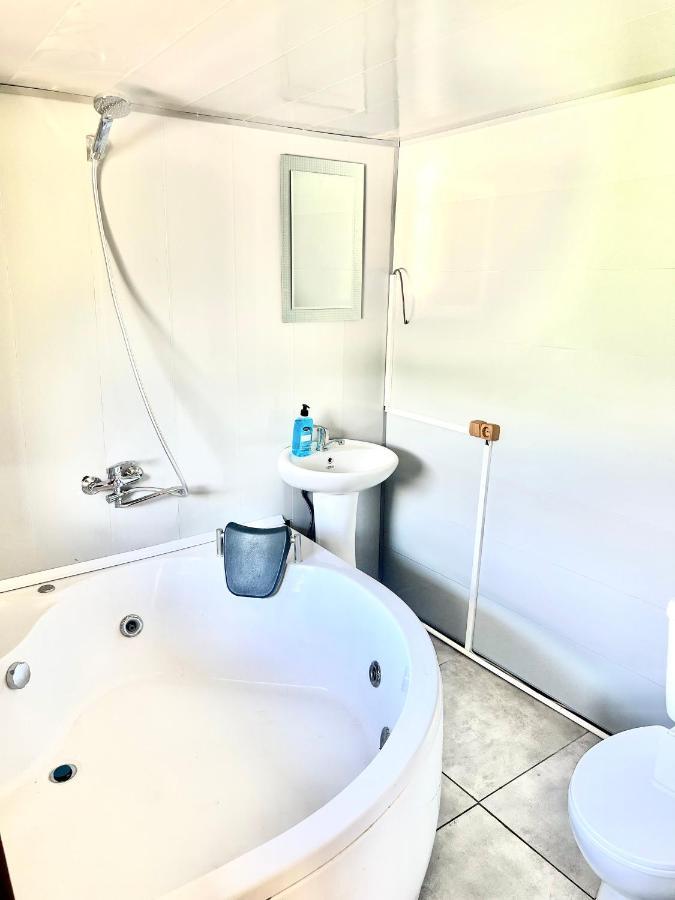 מלון Chakvistavi Mtirala Glamping מראה חיצוני תמונה